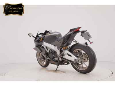 Aprilia RSV4 Factory 2019