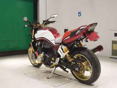 Honda CB1300SF 2020