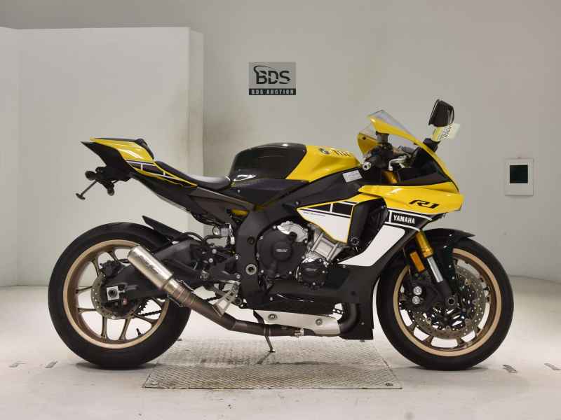 Yamaha YZF-R1 2016