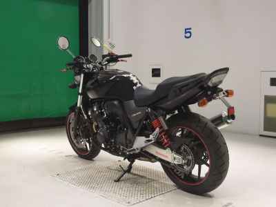 Honda CB400SF 2021