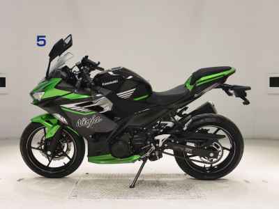 Kawasaki Ninja 400 2024
