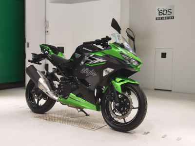 Kawasaki Ninja 400 2024