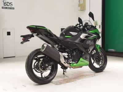 Kawasaki Ninja 400 2024