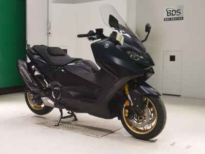 Yamaha TMAX 560 2022