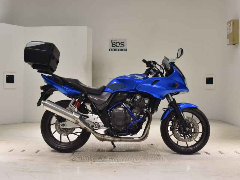 Honda CB400 Super Boldor 2018