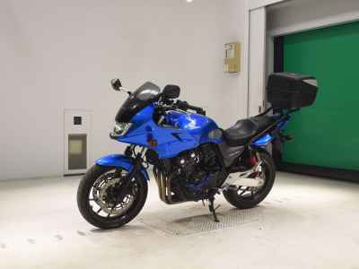 Honda CB400 Super Boldor 2018