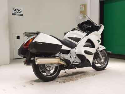 Honda ST1300 PAN EUROPEAN 2005