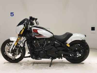 Indian Scout Bobber 2024
