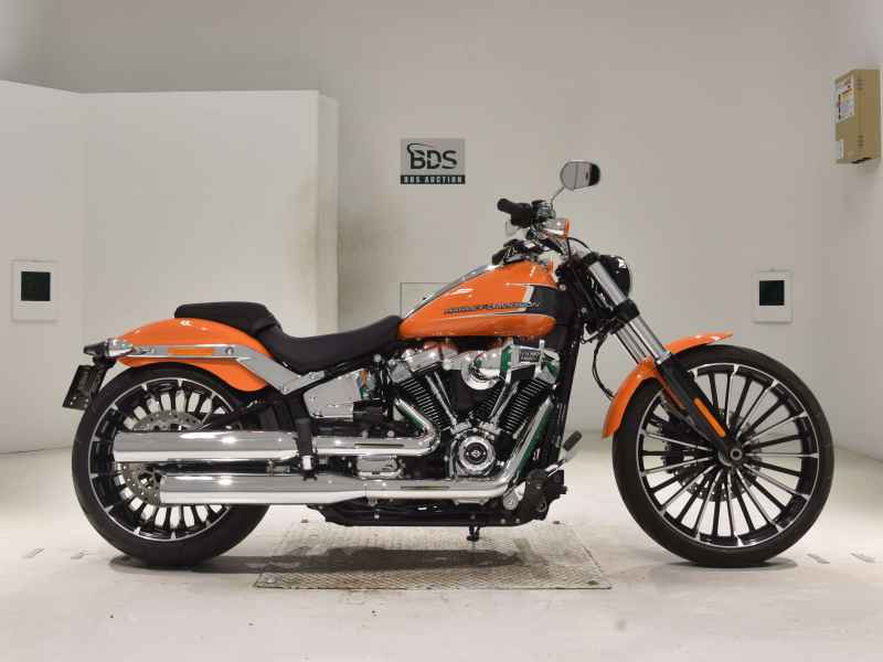 Harley-Davidson Breakout FXBR117 2023