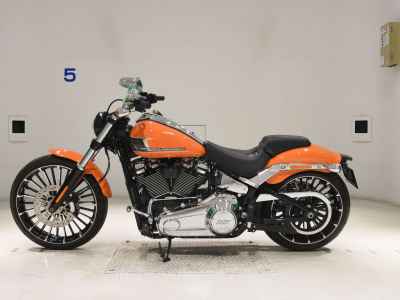 Harley-Davidson Breakout FXBR117 2023
