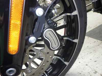 Harley-Davidson Breakout FXBR117 2023