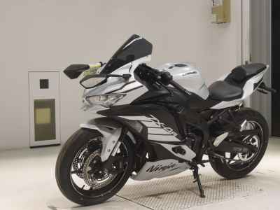Kawasaki ZX-4R SE 2024