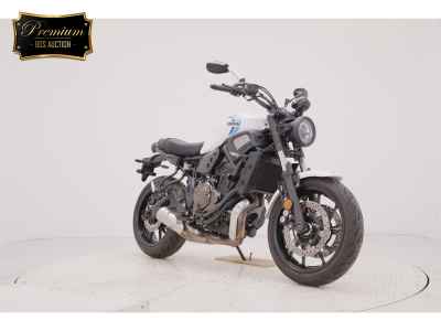 Yamaha XSR700 2023