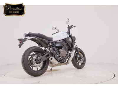 Yamaha XSR700 2023