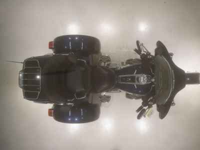 Harley-Davidson Electra Glide FLHTCU1690 Trike 2013