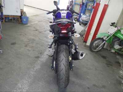 Yamaha YZF-R25 2015