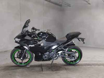 Kawasaki Ninja 400 2020