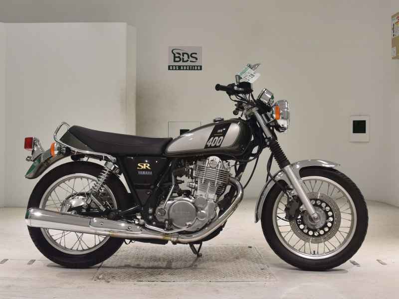 Yamaha SR400 2019