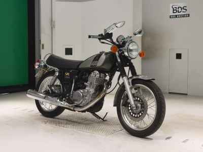 Yamaha SR400 2019