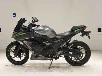 Kawasaki Ninja 250 2015