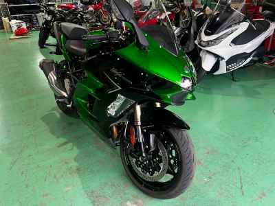 Kawasaki Ninja H2 SX 2023
