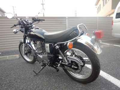 Yamaha SR400 2020