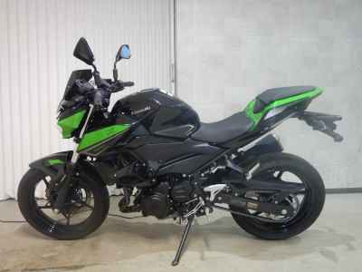Kawasaki Z400 2022