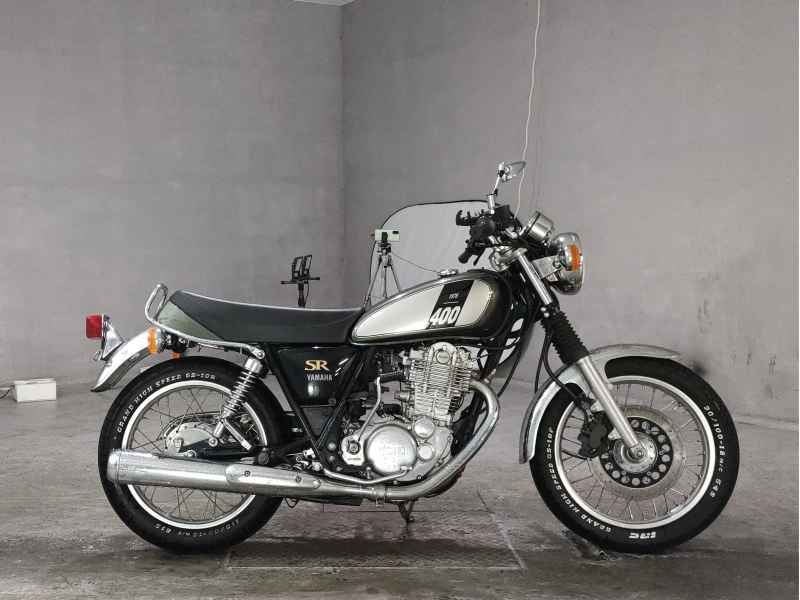 Yamaha SR400 2019
