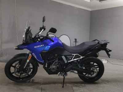 Suzuki V-Strom 800 2023