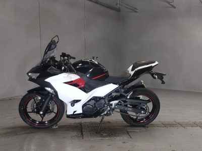 Kawasaki Ninja 400 2020