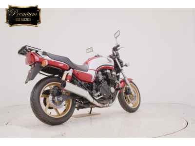 Honda CB750SF 2008