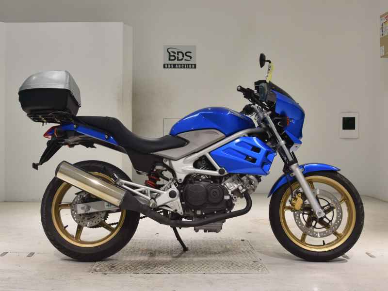 Honda VTR250 2011