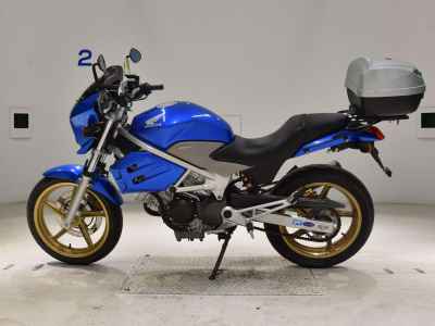 Honda VTR250 2011