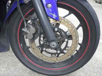 Yamaha YZF-R3 2015