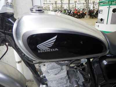Honda CB223S 2008