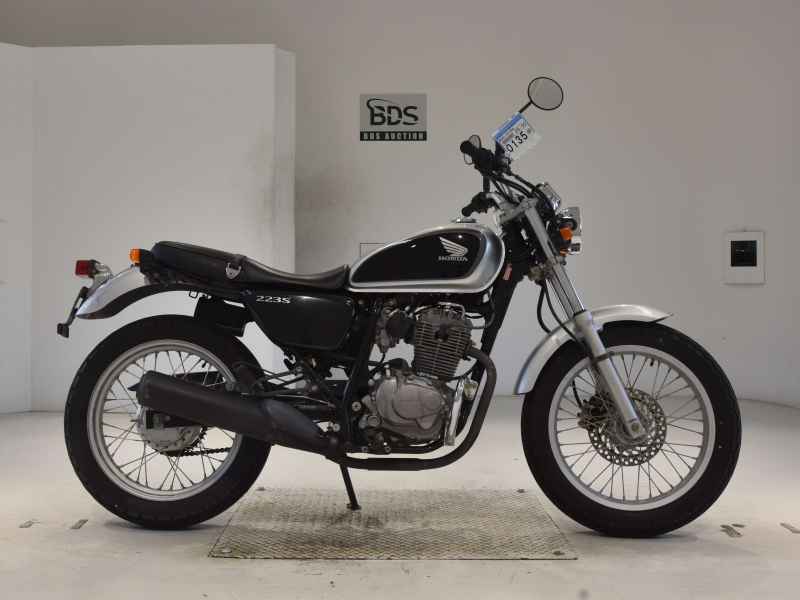Honda CB223S 2008
