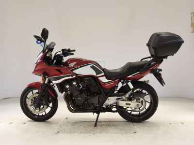 Honda CB400 Super Boldor 2019