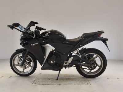Honda CBR250R 2011