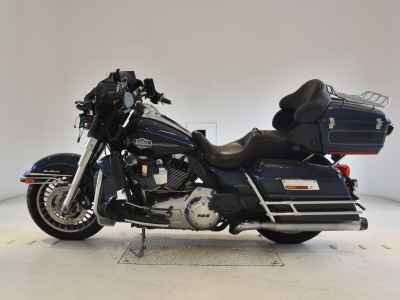 Harley-Davidson FLHTCU103 2013