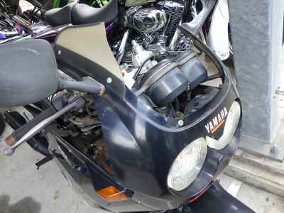 Yamaha FZR250 1987