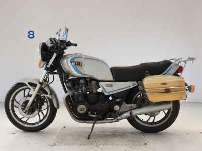 Yamaha XJ750E 1983