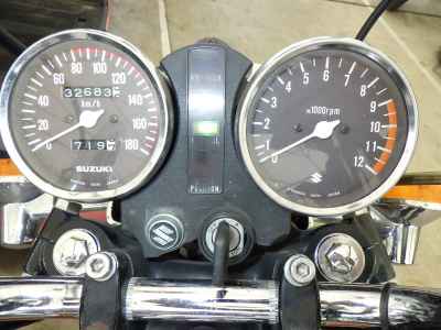 Suzuki GS400 2002