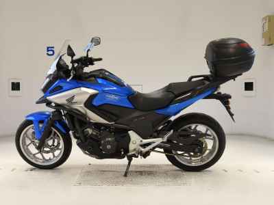 Honda NC750X 2016