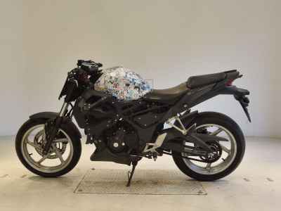 Honda CBR250R 2011