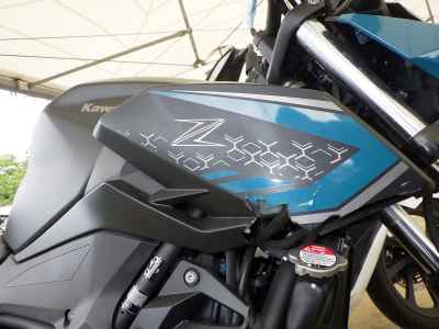 Kawasaki Z250 2021