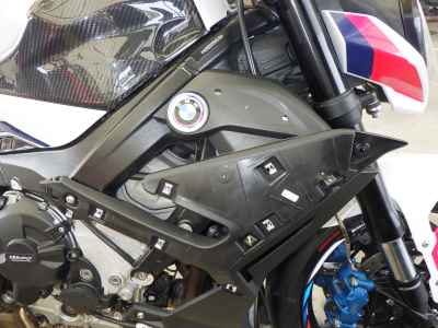 BMW M1000R 2023