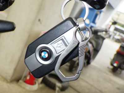 BMW M1000R 2023