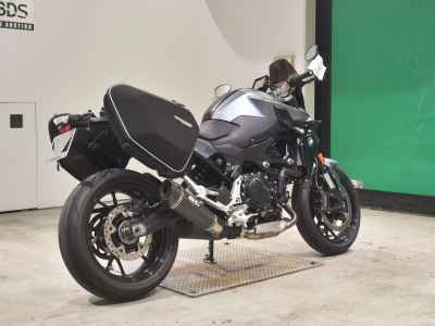 BMW F900R 2021