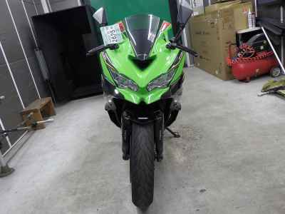 Kawasaki Ninja ZX-25R 2021