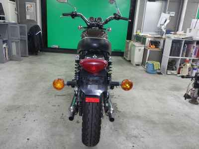 Kawasaki W650 2004